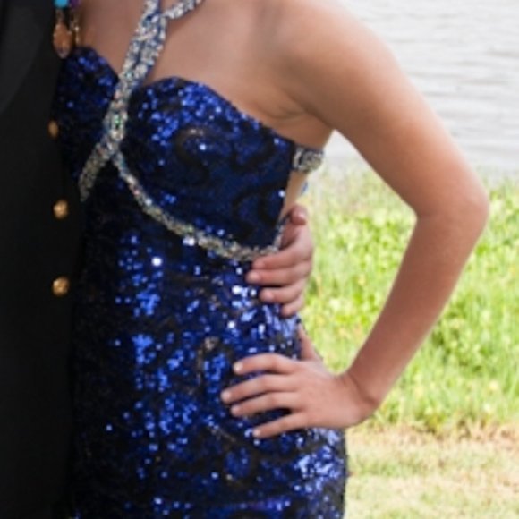 Prom Dress - Picture 2 of 2